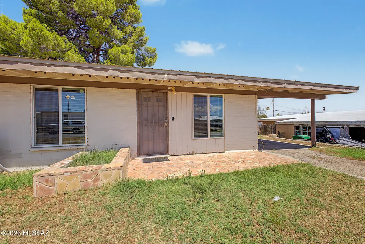 930 W 3rd, San Manuel, AZ 85631 - #1