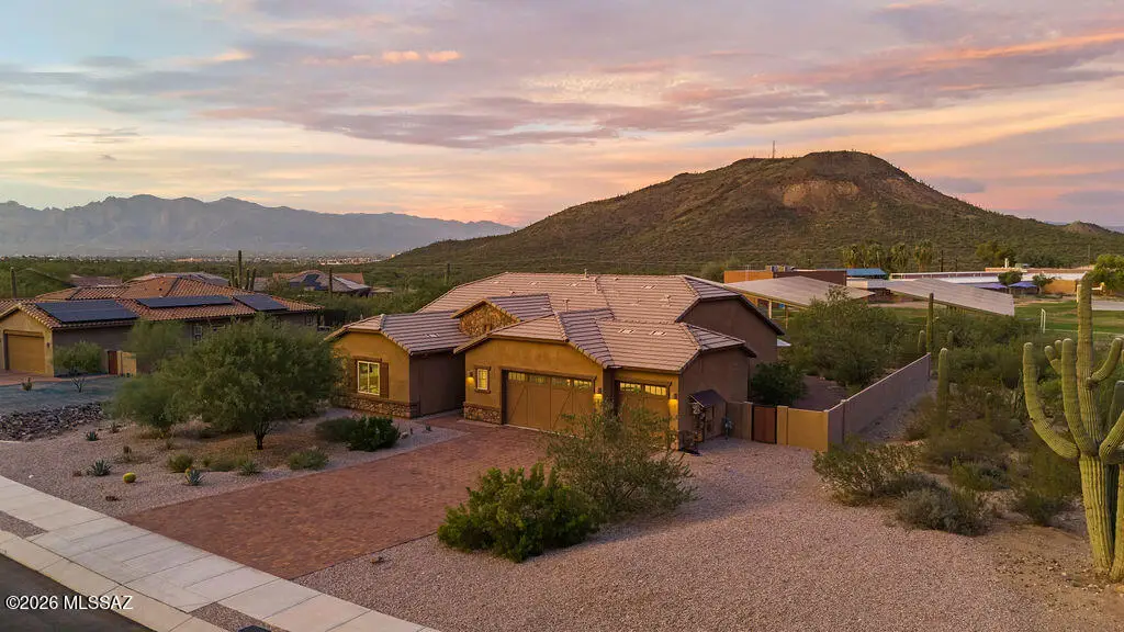 887 S Castar, Tucson, AZ 85745 - #1