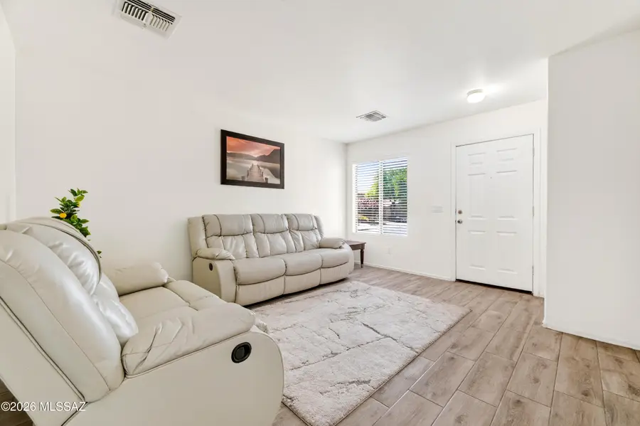 636 W Cholla Crest, Green Valley, AZ 85614 - #3
