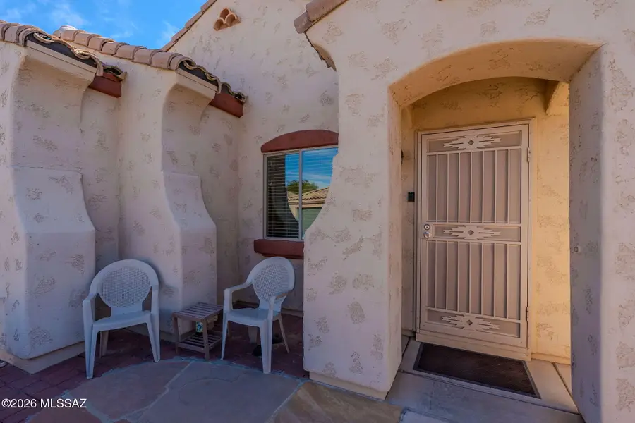 1347 W Vuelta Las Campanas, Sahuarita, AZ 85629 - #2