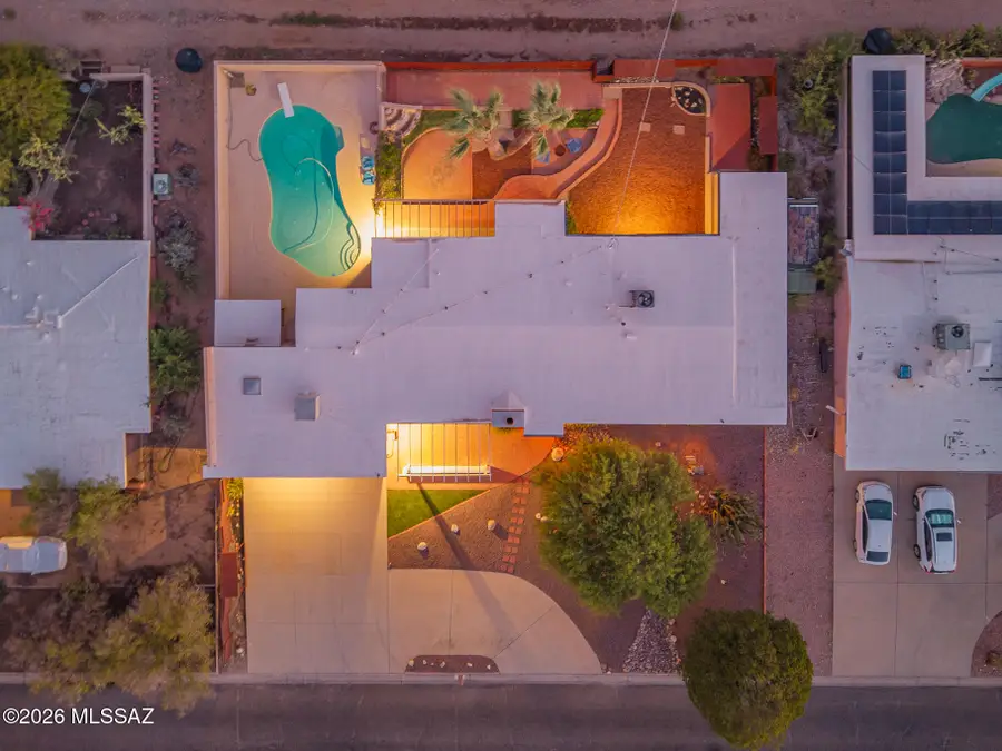 7052 E Baker, Tucson, AZ 85710 - #3