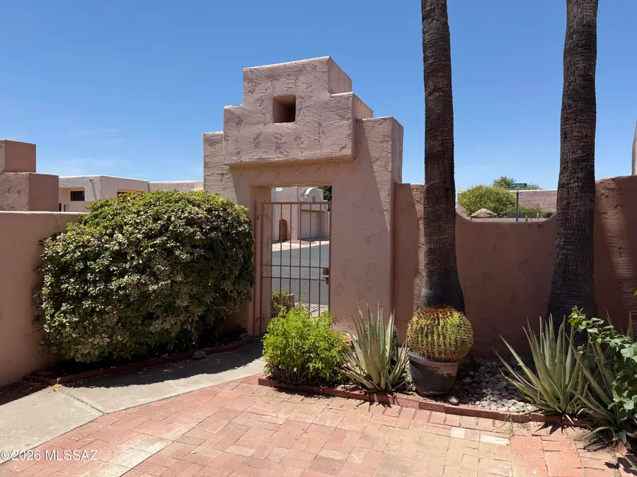 3356 N Carrywood, Tucson, AZ 85712 - #3