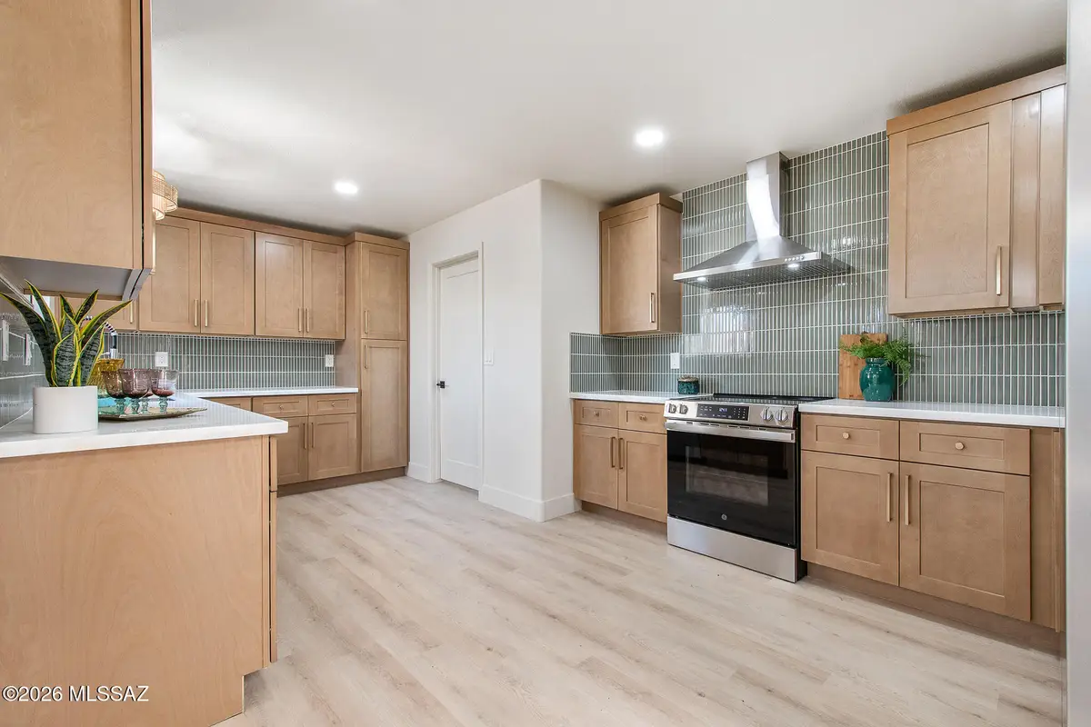 5635 N Camino De Las Estrellas, Tucson, AZ 85718 - #1