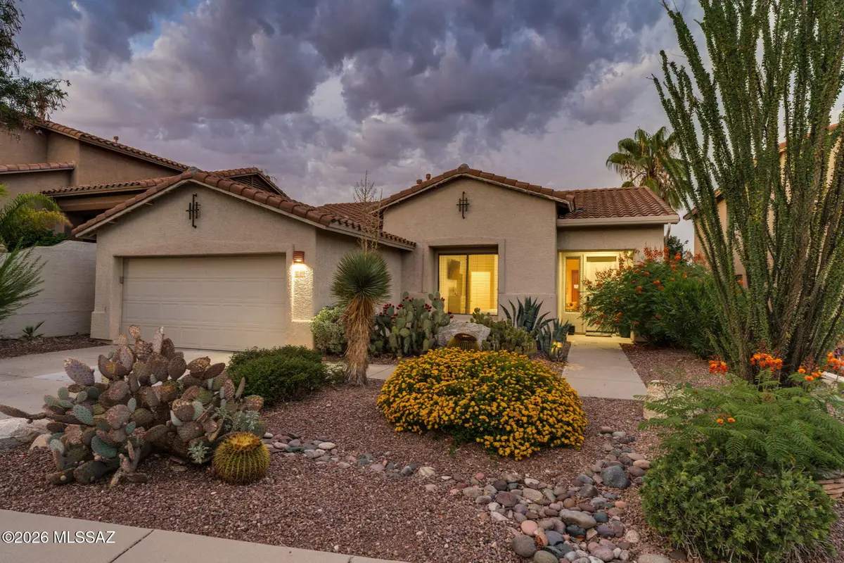 13846 N Bushwacker, Oro Valley, AZ 85755 - #1