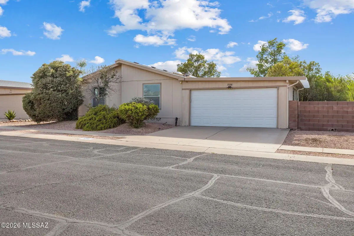 7256 S Badger Canyon, Tucson, AZ 85756 - #1