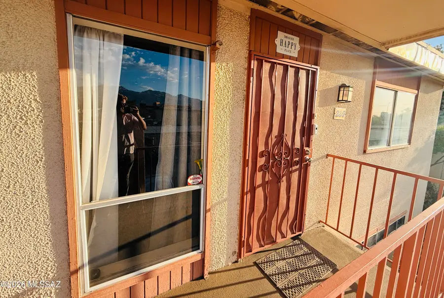 1600 N Wilmot, Tucson, AZ 85712 - #3