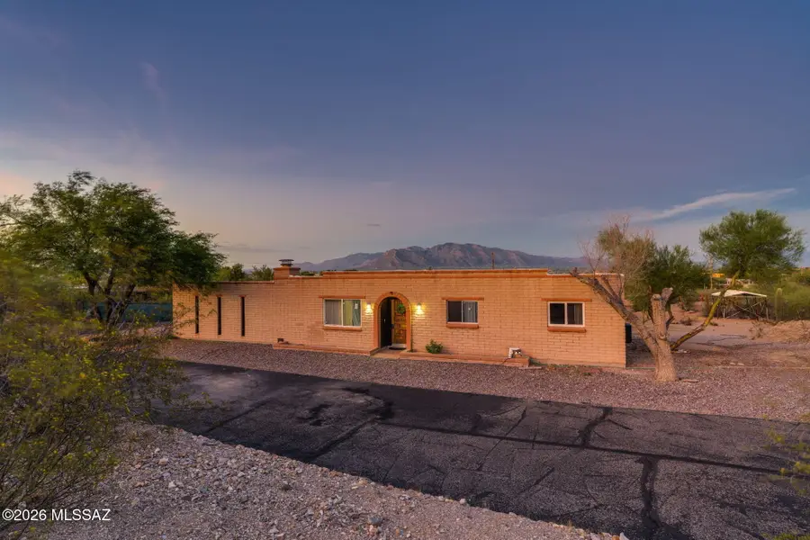 4822 N Camino De La Codorniz, Tucson, AZ 85745 - #2