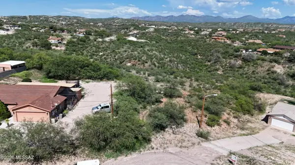 985 Gigi, Rio Rico, AZ 85648