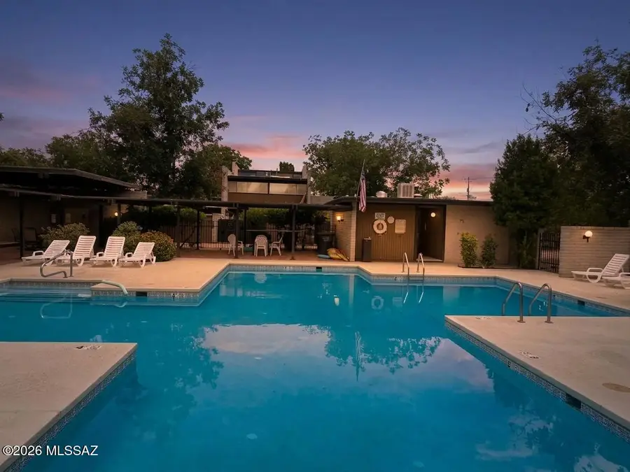 5701 E Glenn, Tucson, AZ 85712 - #3