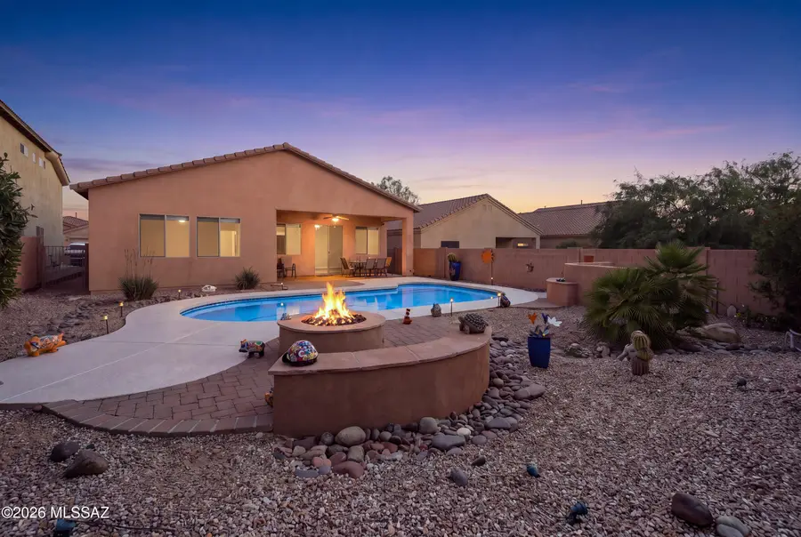 96 E Calle Trona, Green Valley, AZ 85614 - #3
