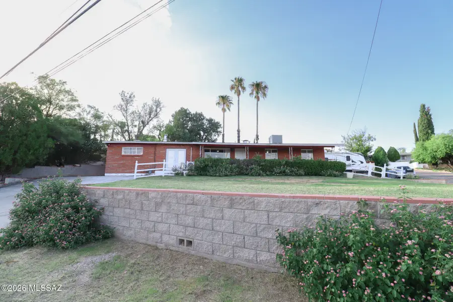 1055 N Anza, Nogales, AZ 85621 - #2