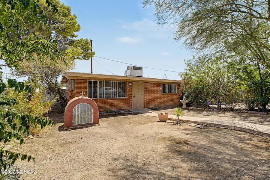 1841 W Caravelle, Tucson, AZ 85713 - #3