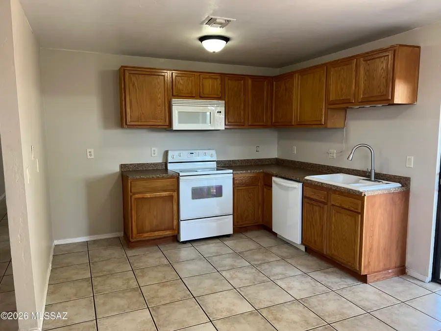 113 W Corona, Tucson, AZ 85756 - #3