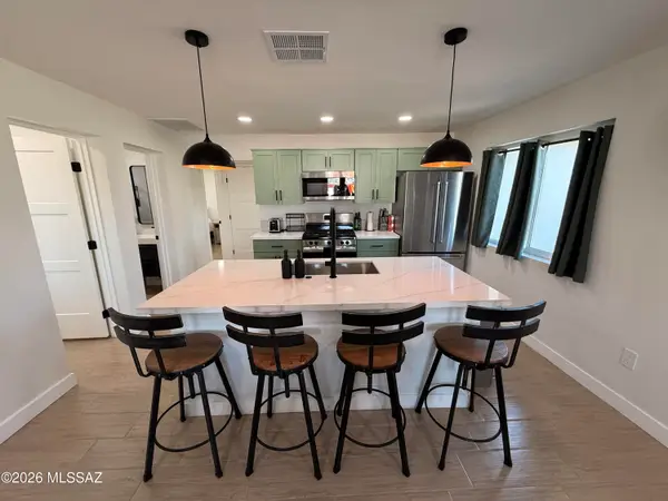 1323 W Speedway, Tucson, AZ 85745