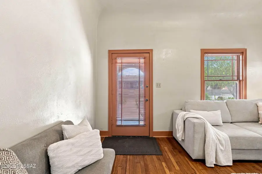 2040 E Hawthorne, Tucson, AZ 85719 - #3