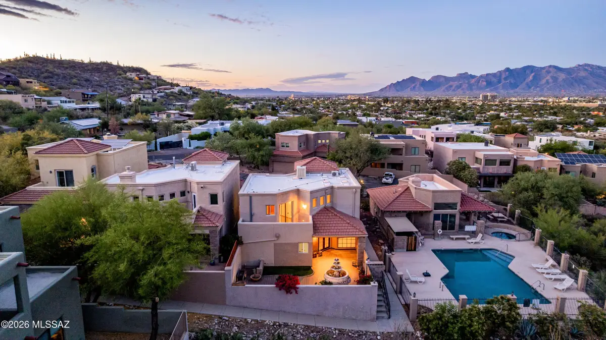 1383 W Tinna, Tucson, AZ 85745 - #1