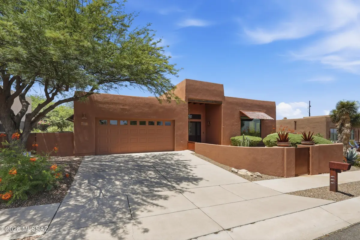 929 N Leutea, Tucson, AZ 85745 - #1