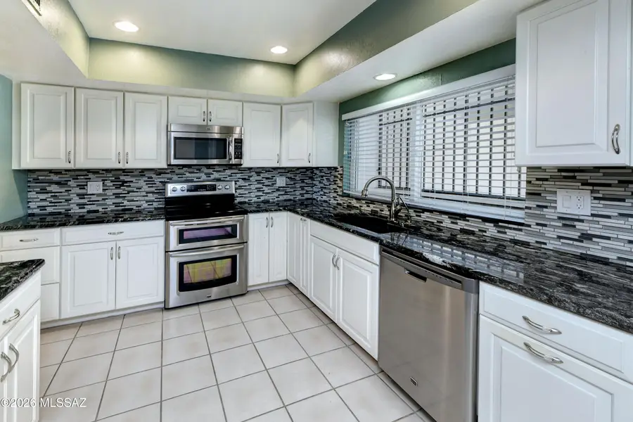 5044 N Crestridge, Tucson, AZ 85718 - #3
