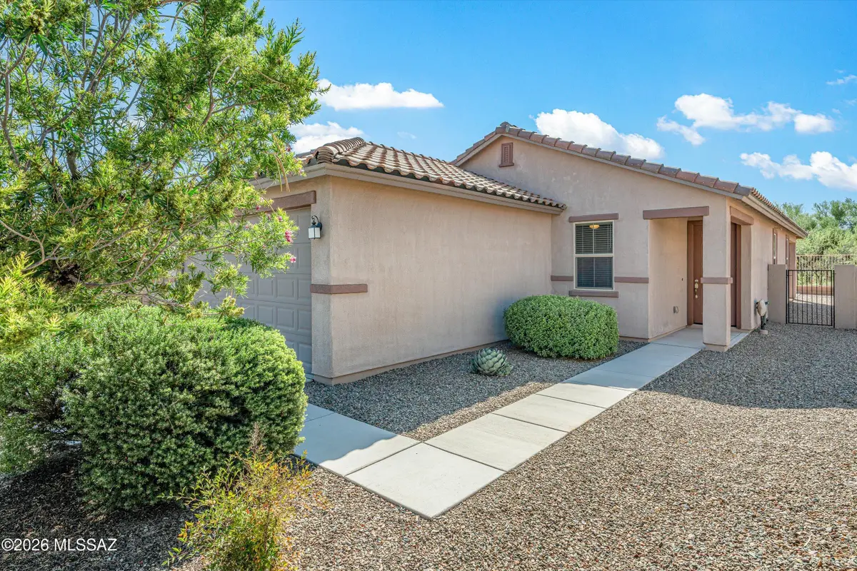 817 W Calle Tikal, Sahuarita, AZ 85629 - #1