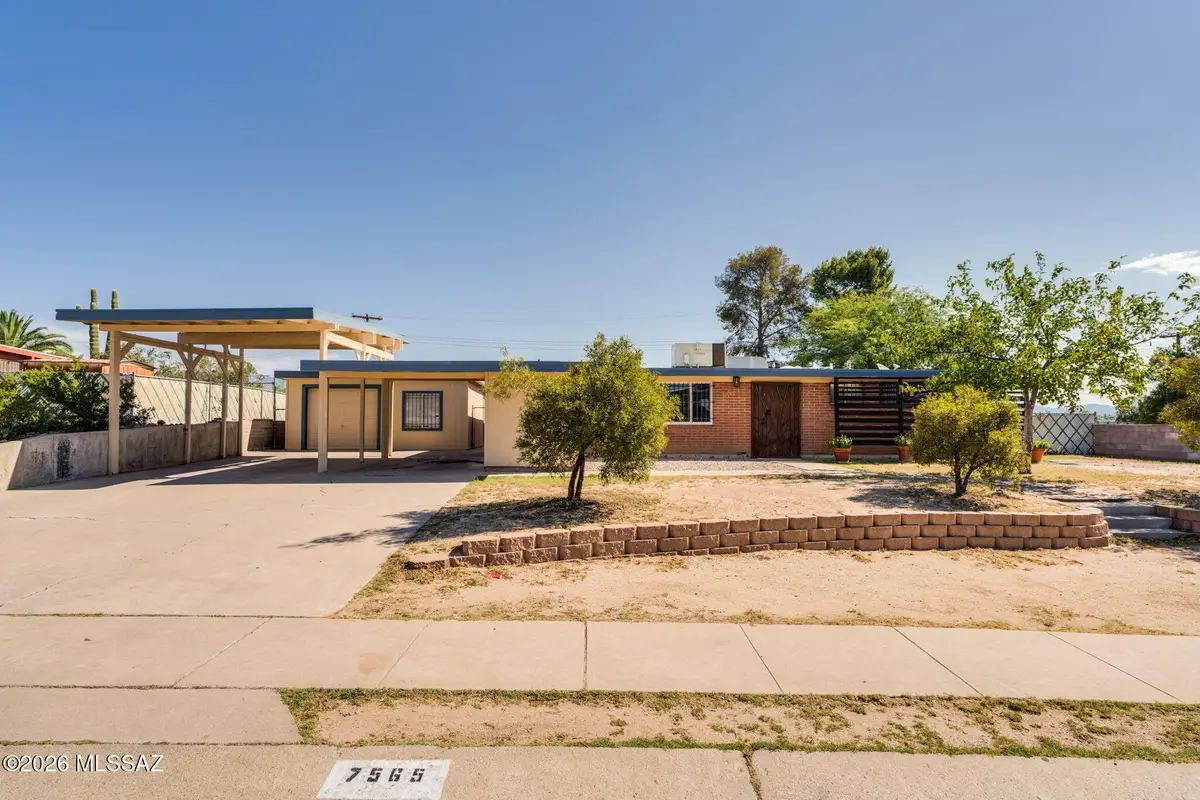 7565 E 29th, Tucson, AZ 85710 - #1