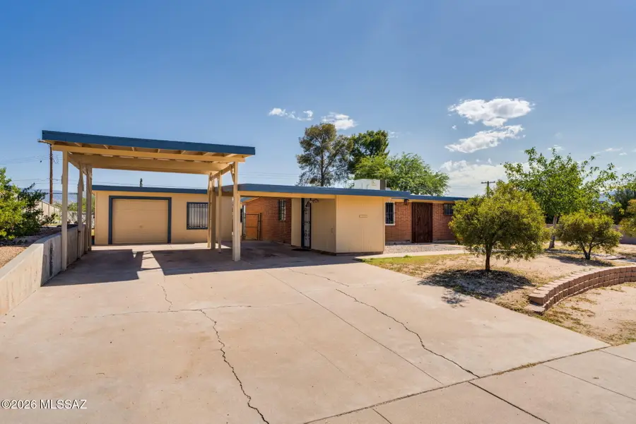 7565 E 29th, Tucson, AZ 85710 - #2