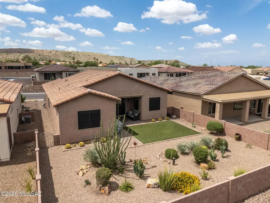 864 N Camino Cerro Morado, Green Valley, AZ 85614 - #3