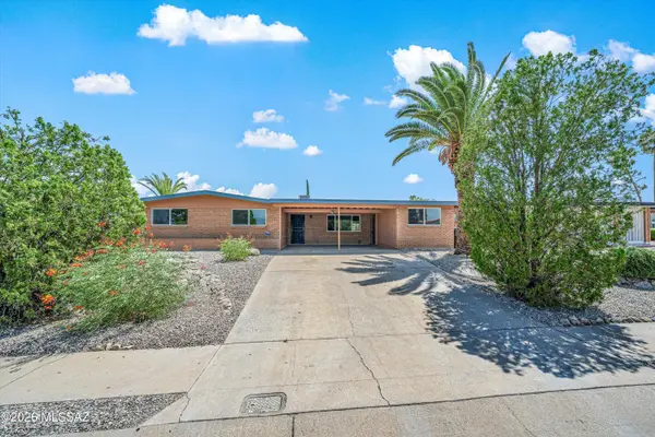9048 E Pine Valley, Tucson, AZ 85710