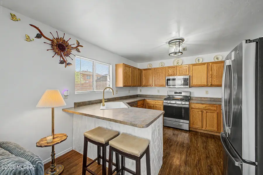 697 W Cholla Crest, Green Valley, AZ 85614 - #2