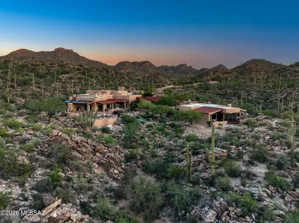 13781 N Old Ranch House, Marana, AZ 85658