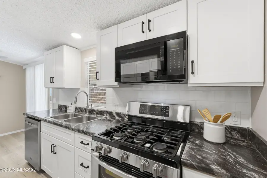 3580 W Cantaloupe, Tucson, AZ 85741 - #3
