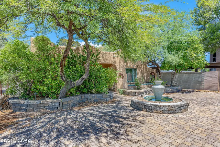2421 E Speedway, Tucson, AZ 85719 - #2