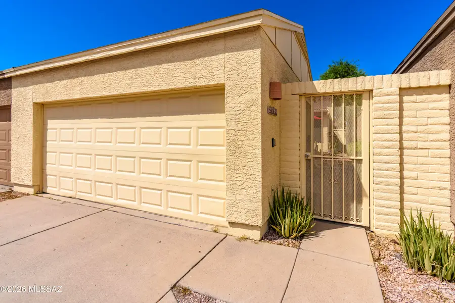 2549 N Palo Santo, Tucson, AZ 85745 - #2