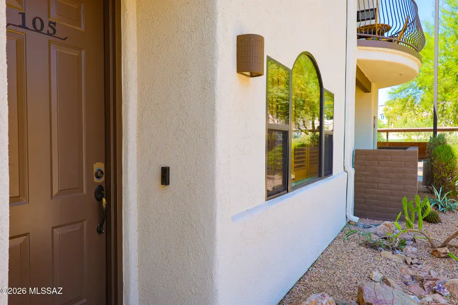 2010 E River, Tucson, AZ 85718 - #2