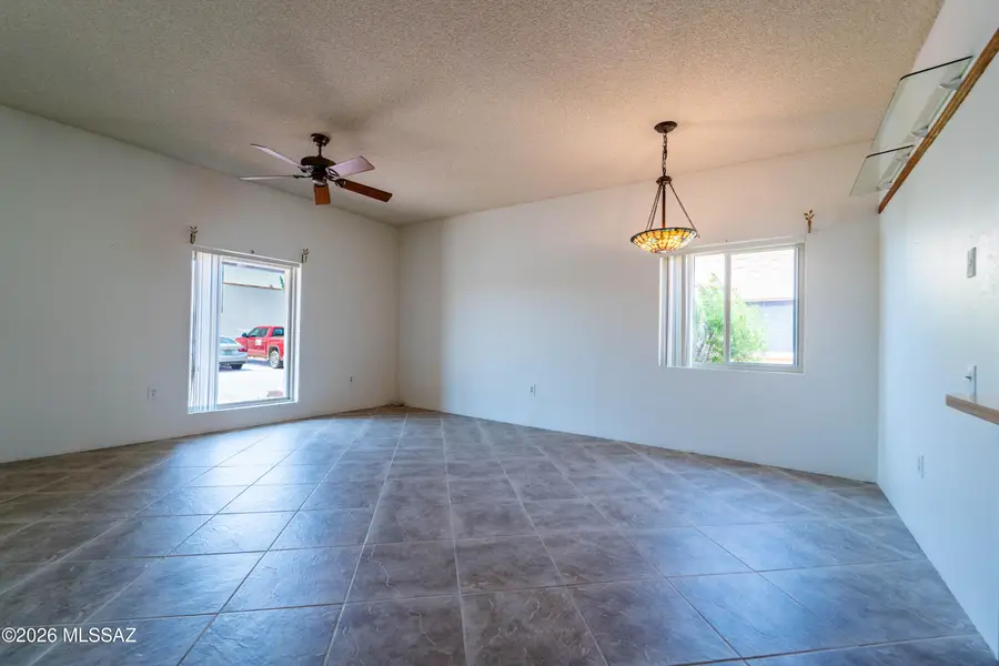3093 S Calle Pueblo, Green Valley, AZ 85622 - #3