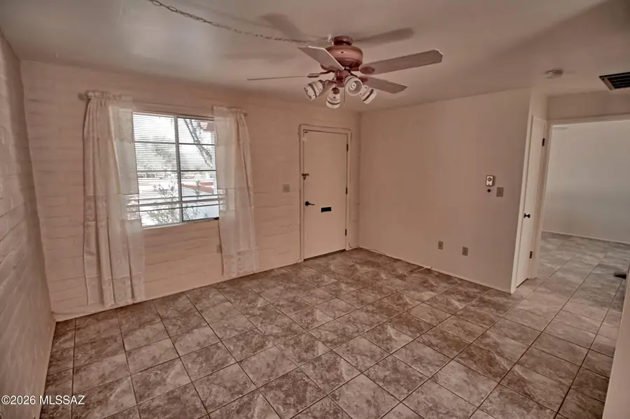 206 S La Canada, Green Valley, AZ 85614 - #2