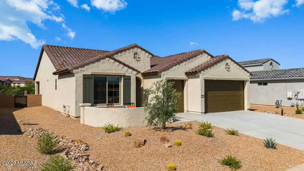 1732 E Hollow Creek, Green Valley, AZ 85614 - #1