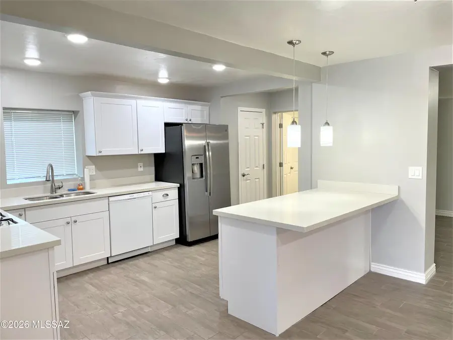 3950 E Justin, Tucson, AZ 85712 - #3