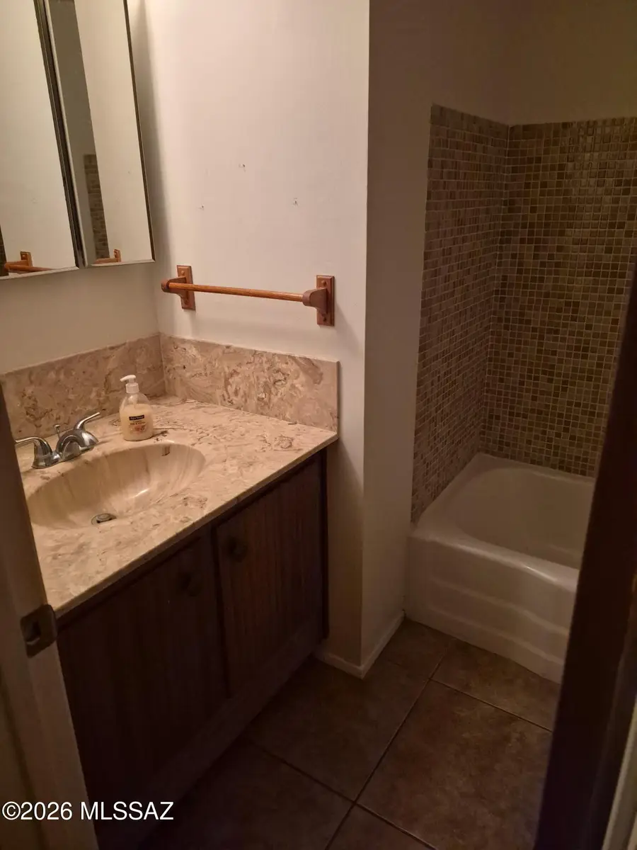 7442 E Eli, Tucson, AZ 85710 - #3
