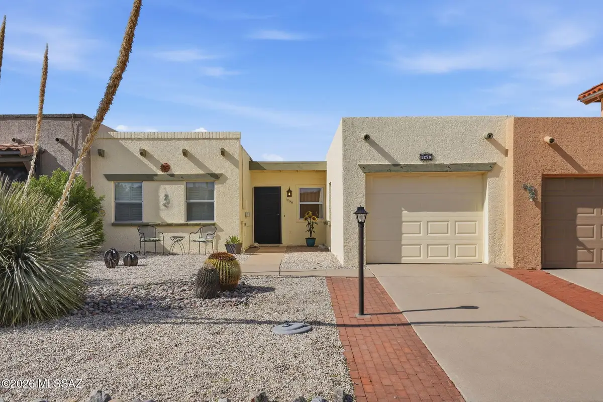 1290 W Camino Velasquez, Green Valley, AZ 85622 - #1