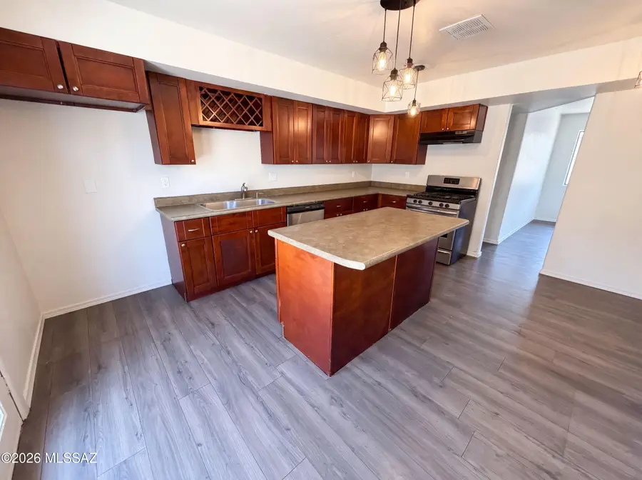 760 E Dakota, Tucson, AZ 85706 - #3