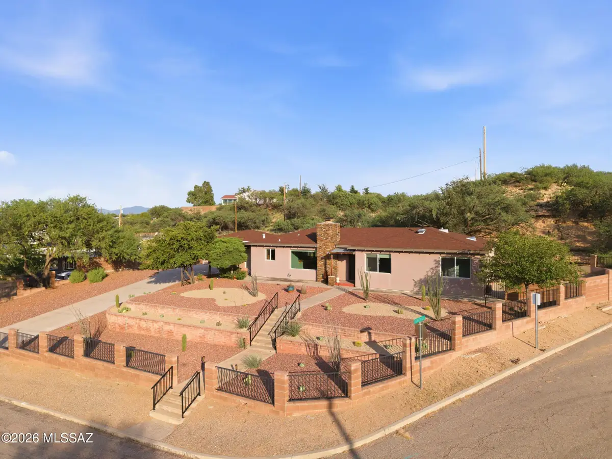 697 S Foothills, Benson, AZ 85602 - #1