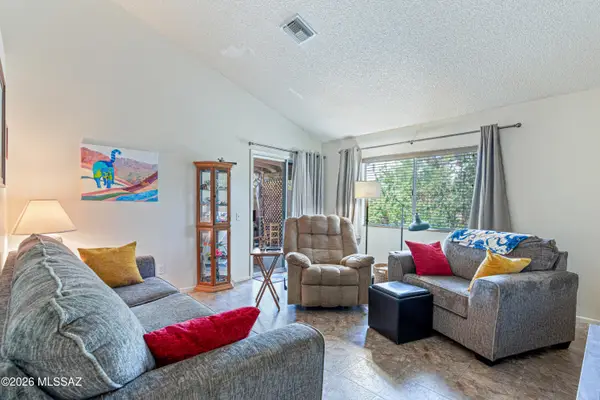 8625 N Katapa, Tucson, AZ 85742