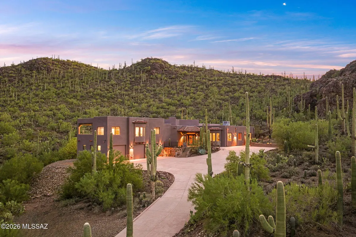 9901 N Silverbell, Tucson, AZ 85743 - #1