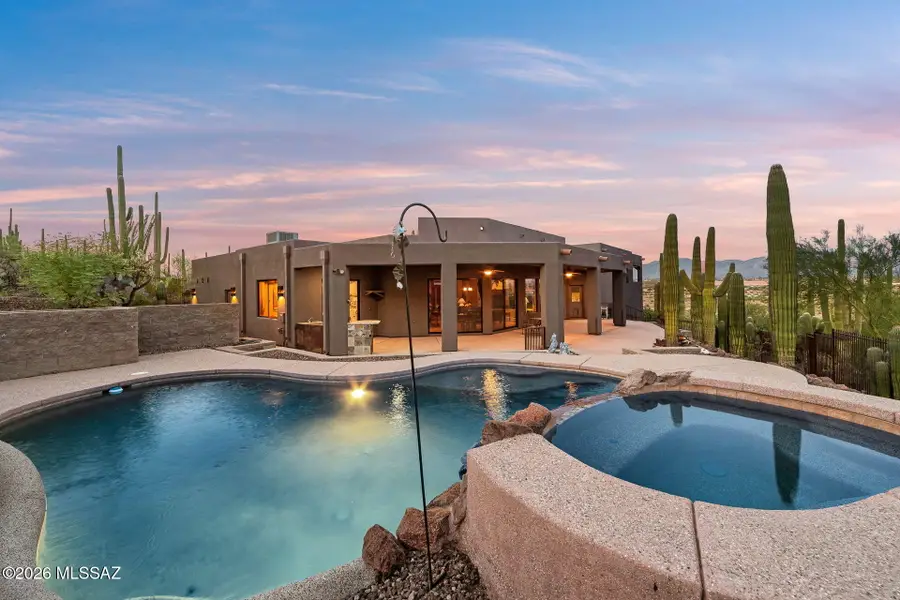 9901 N Silverbell, Tucson, AZ 85743 - #2