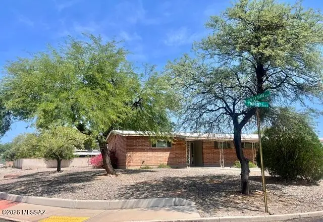 7401 E Calle Madero, Tucson, AZ 85710 - #1