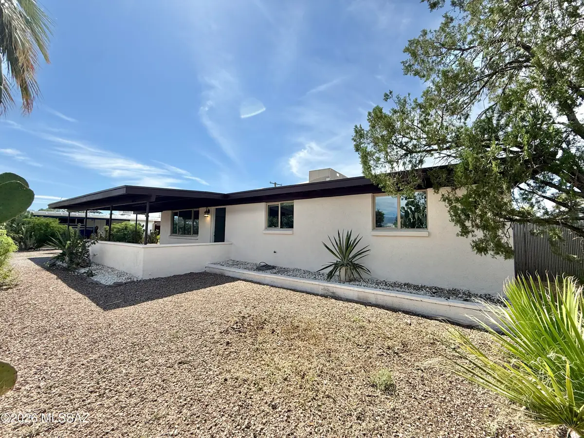 6042 E 33rd, Tucson, AZ 85711 - #1
