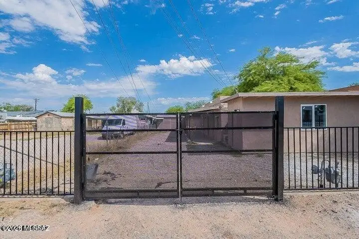 221 E Jacinto, Tucson, AZ 85705 - #2
