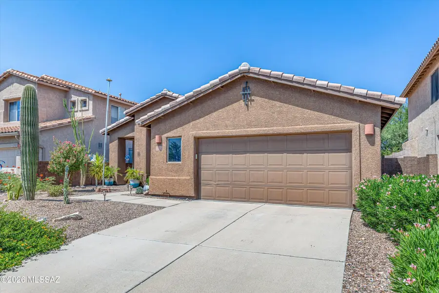 13737 N Carlynn Cliff, Oro Valley, AZ 85755 - #3
