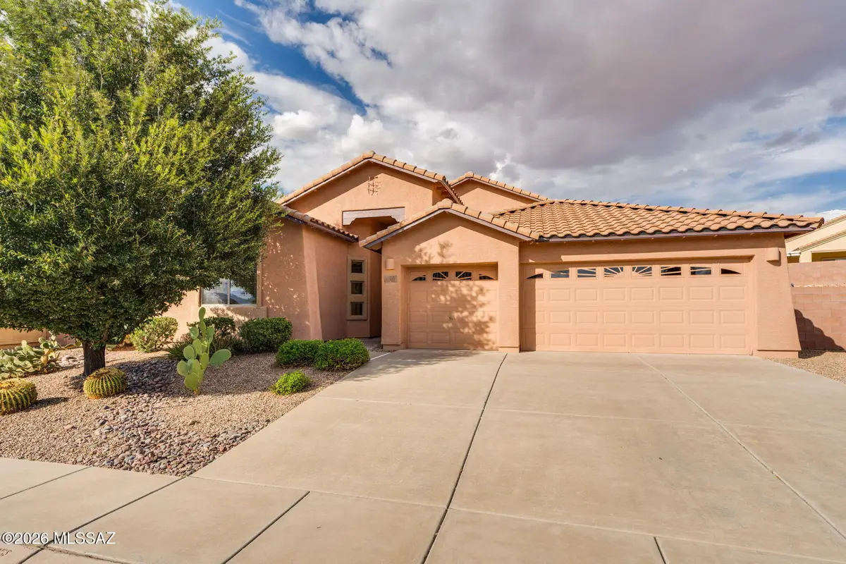 312 N Oak Tree Canyon, Sahuarita, AZ 85629 - #1