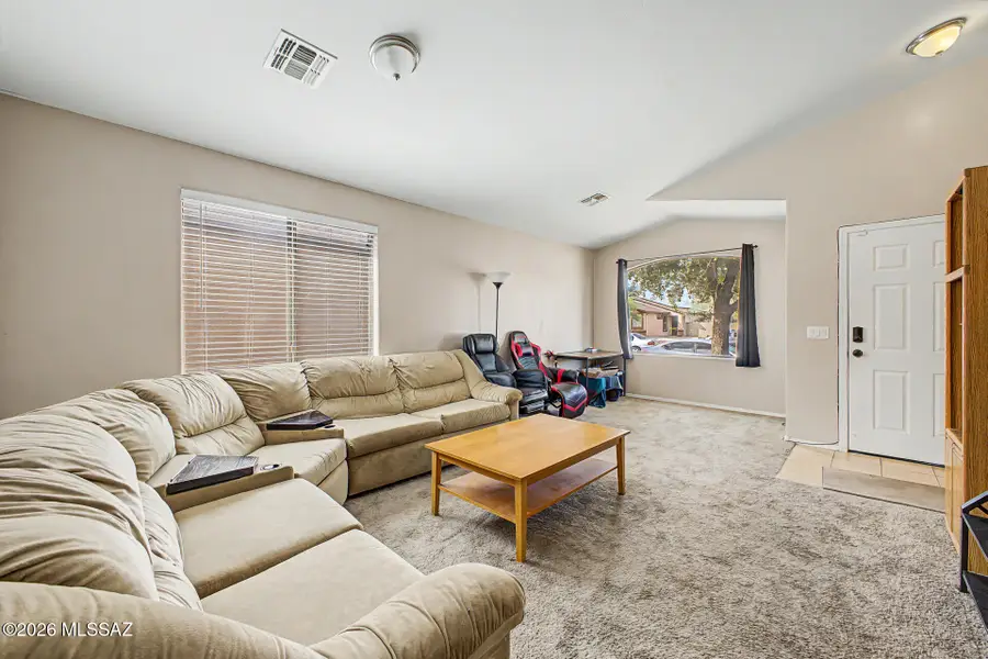 7150 S Shipmans Tale, Tucson, AZ 85756 - #3